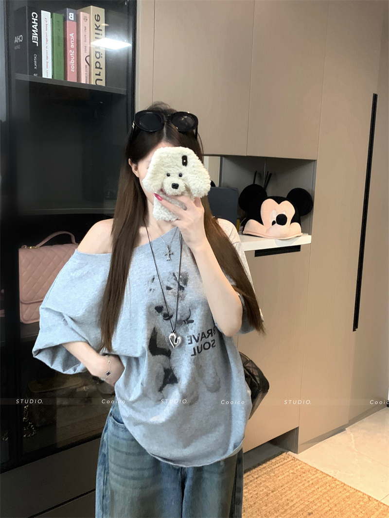 Women's Casual One-Shoulder Short-Sleeve Dog Print T-Shirt Summer Korean Loose Slimming Top - Image 2