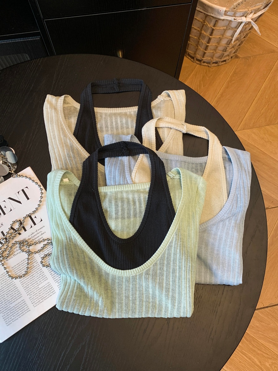 Women Summer 2026 Faux Two-Piece Color Block Short Sleeve Knit Top Slimming Halter Design - Image 4