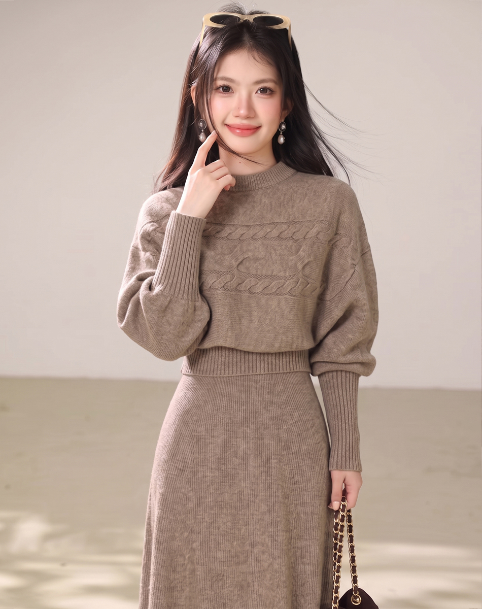 Lazy Two-Piece Knit Sweater Dress Set with Detachable High Neck - Image 2